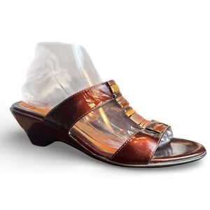 Sofft Sandals Womens 9 Anita Brown Patten Leather Wedge Heels Jeweled Shoes EUC